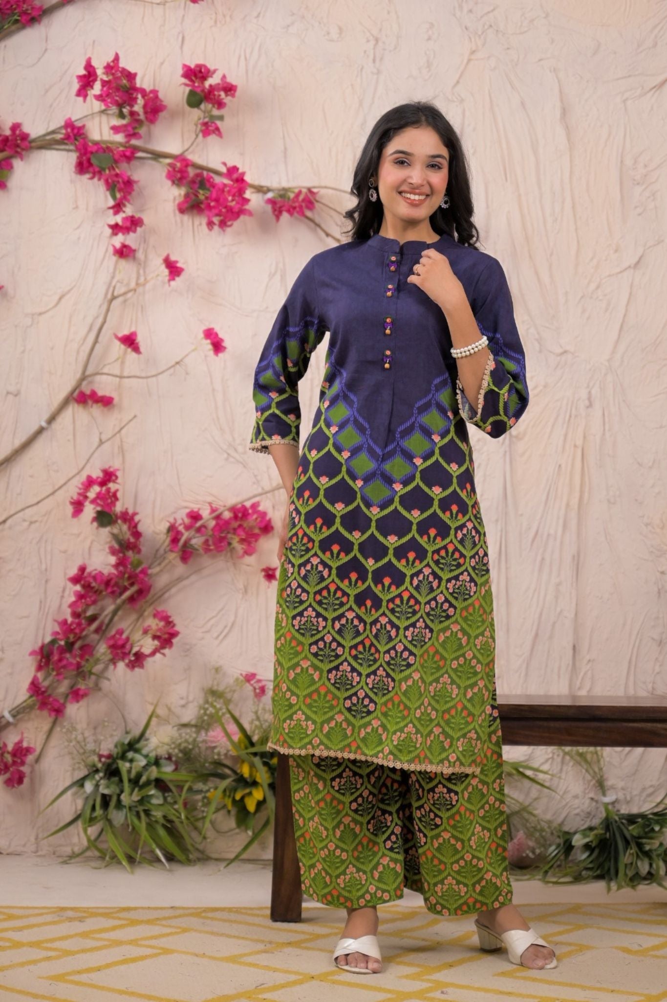 Printed Silk Blend Kurta Stitched with Thread wok