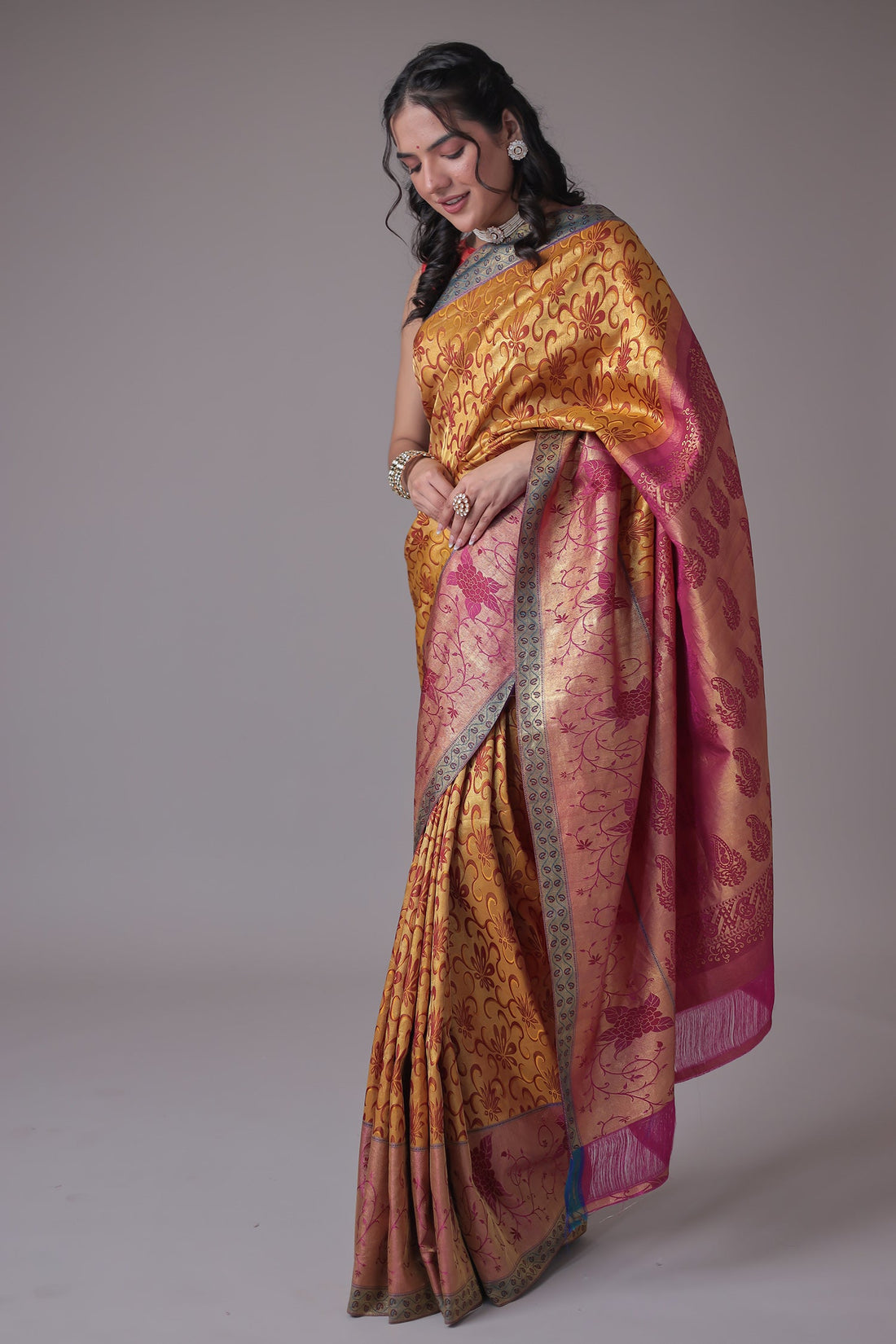 Hand Woven Pure Handloom Saree