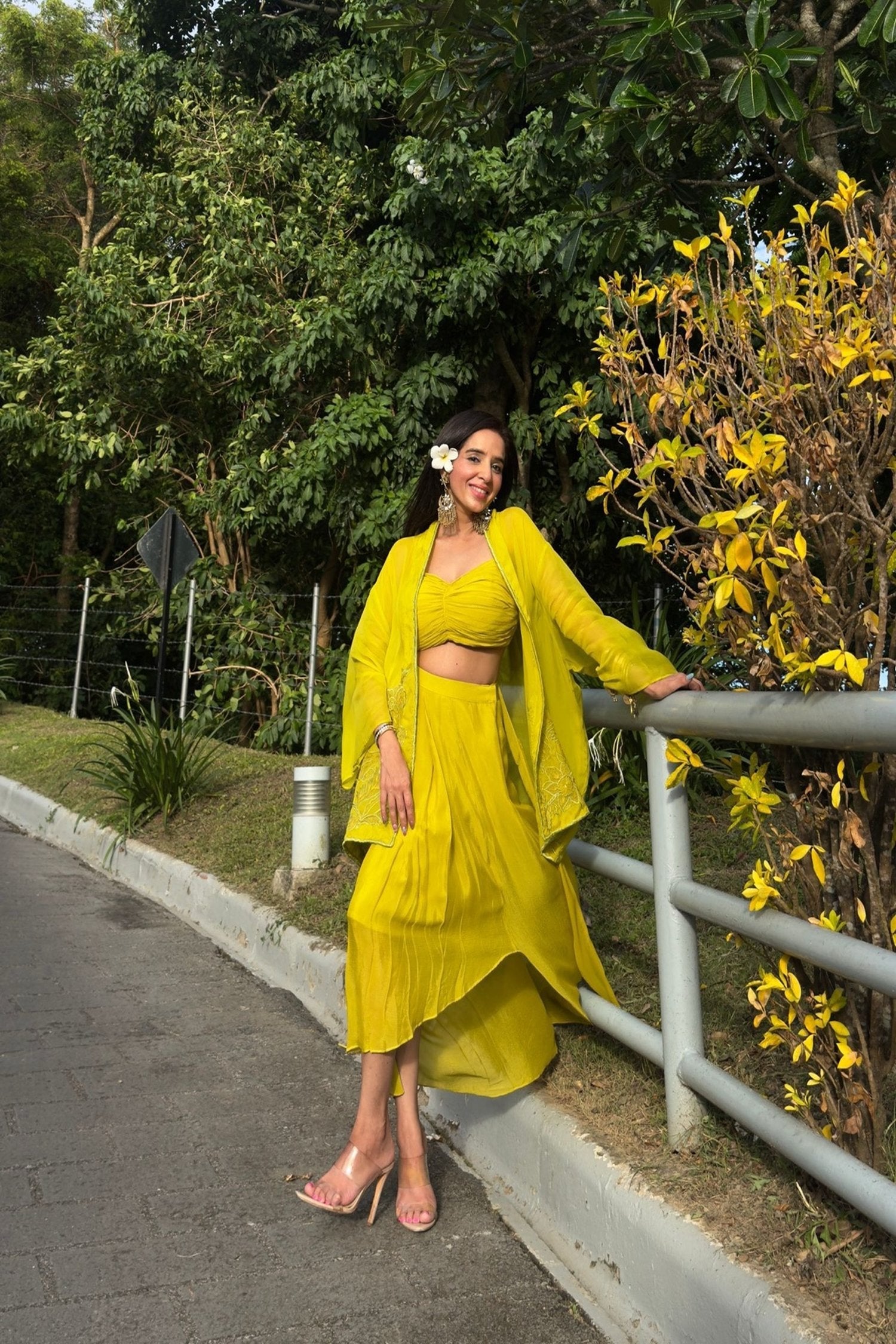 Chinon Jacket Style Indowestern Embroidered with Thread work