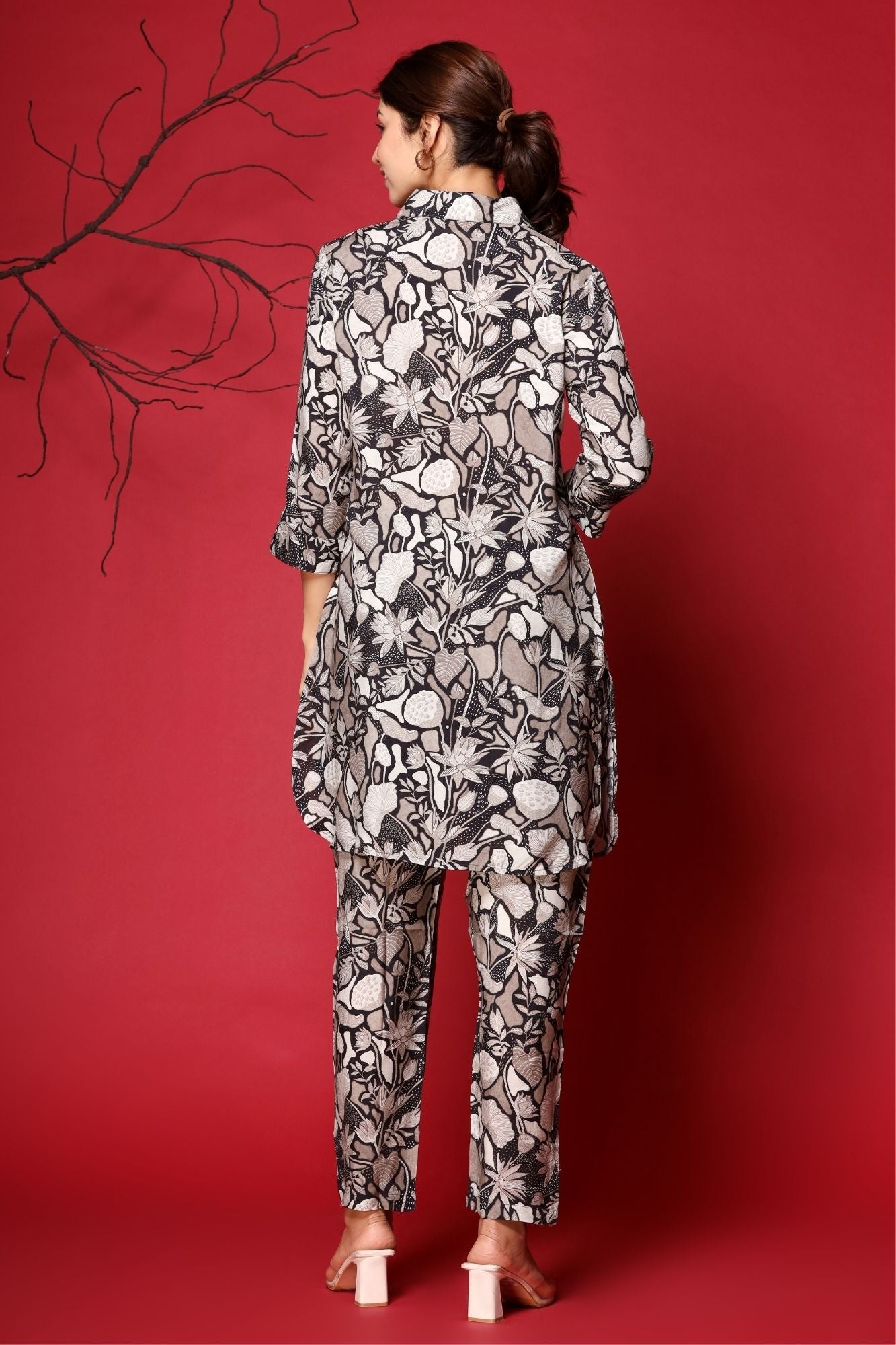 Printed Muslin Co Ords Set with Sequins work.