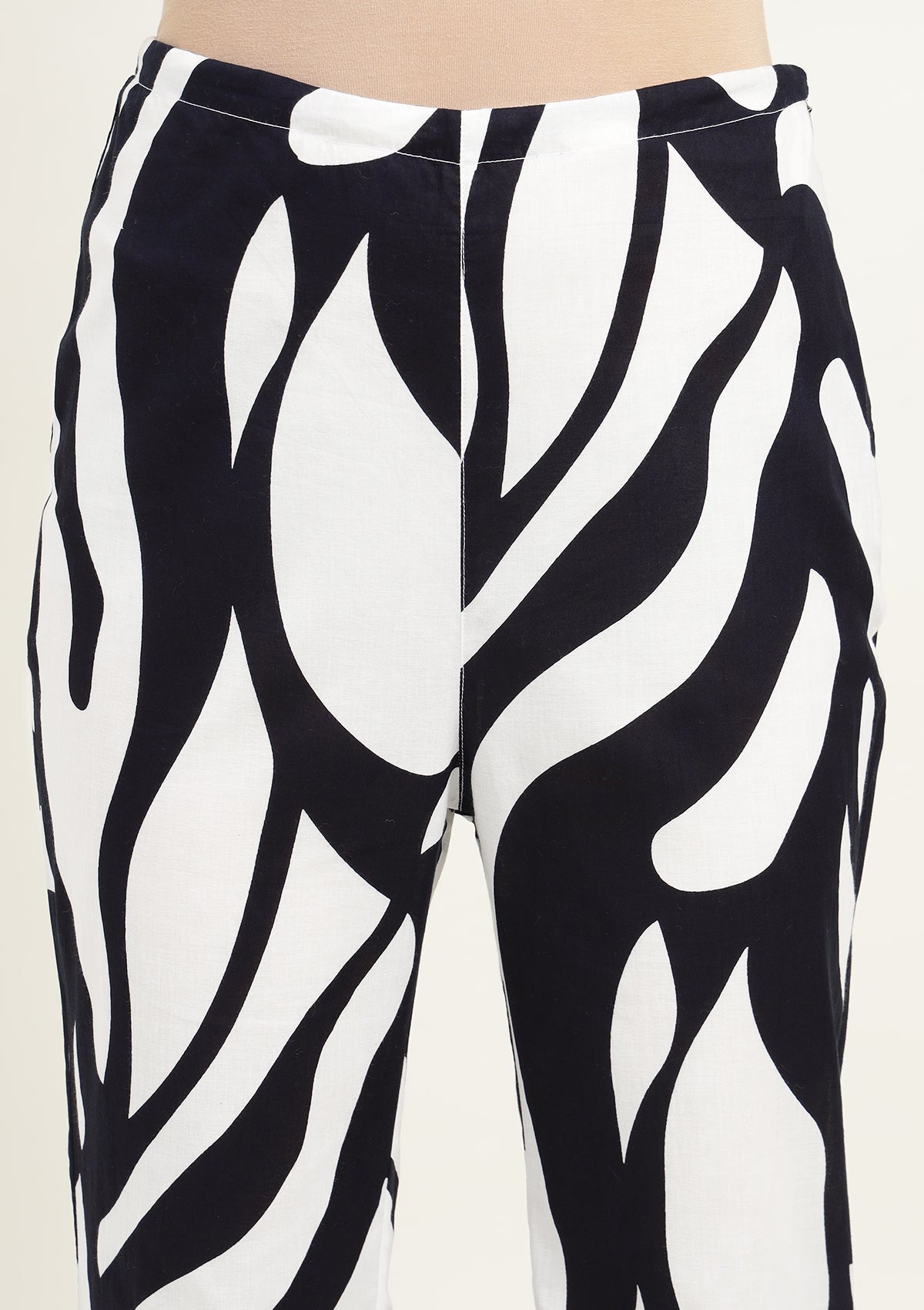 Abstract Print Pure Cotton Co Ords Set with Embroidered Lace work on Collar