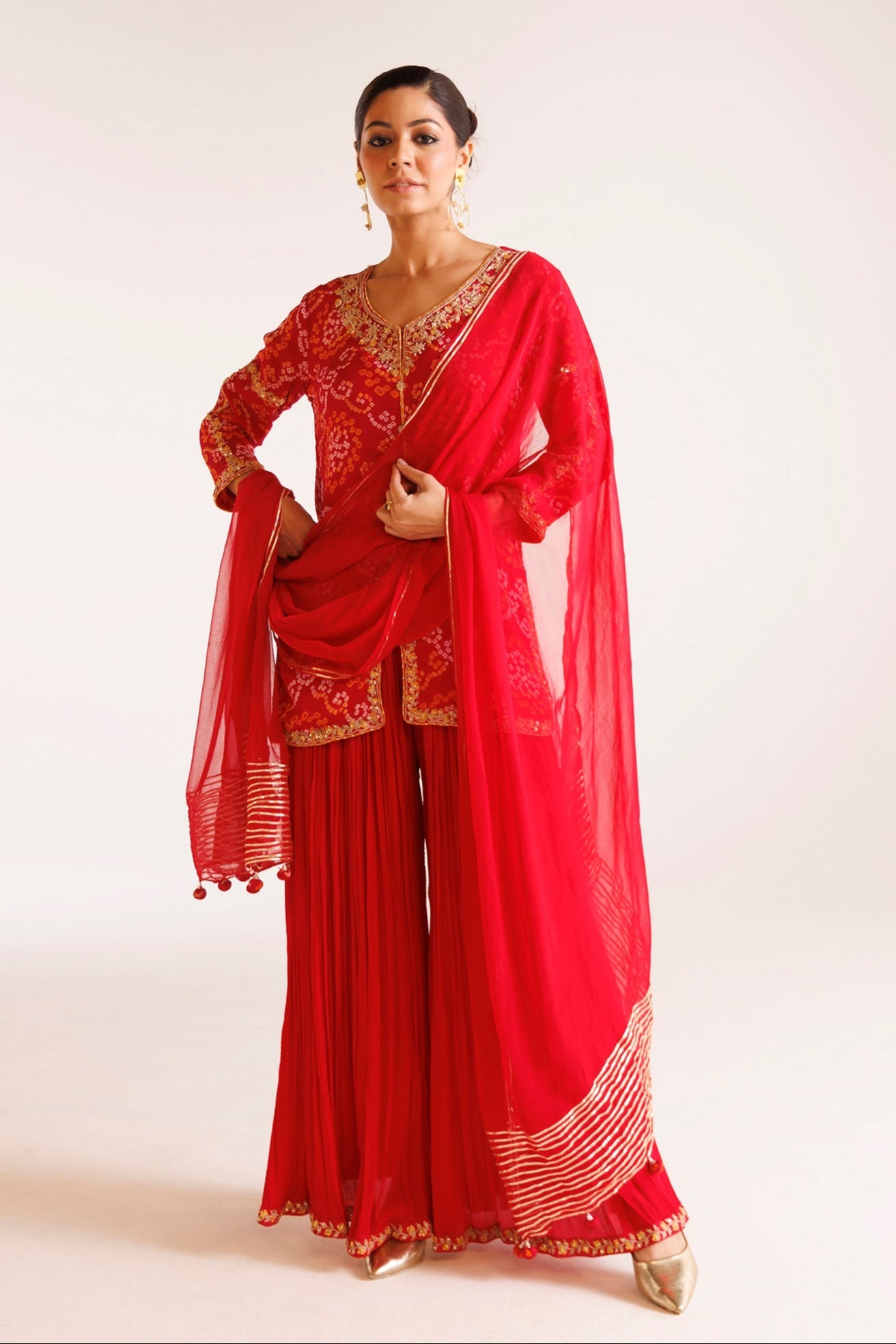 Chinon Georgette Suit with Dori, Thread and Zardozi work