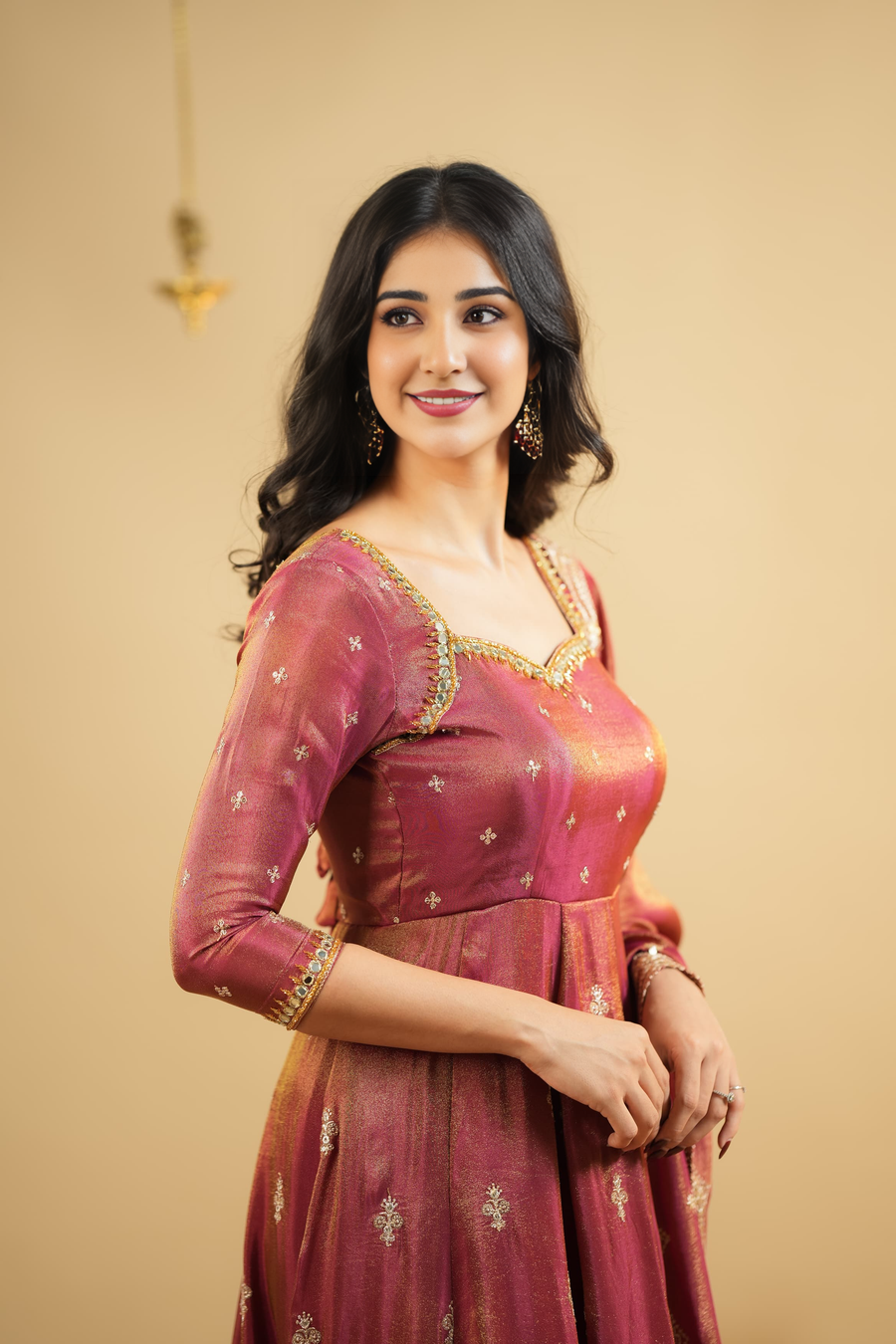 Saakshi`s cosmo Slit Anarkali Premium Suit Set